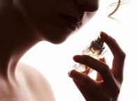 Как подобрать аромат духов, который поможет раскрыть вашу индивидуальность?