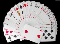 Как играть в пасьянс косынка?