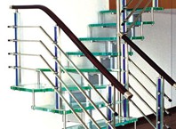 Как залезть на ступеньки?